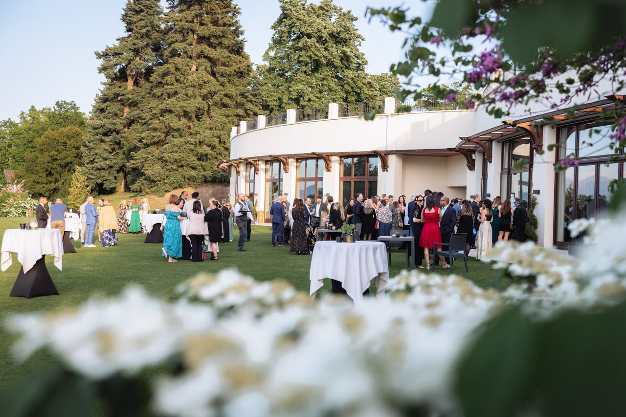 Vos invités et collaborateurs partagent vos photos pendant l'événement.